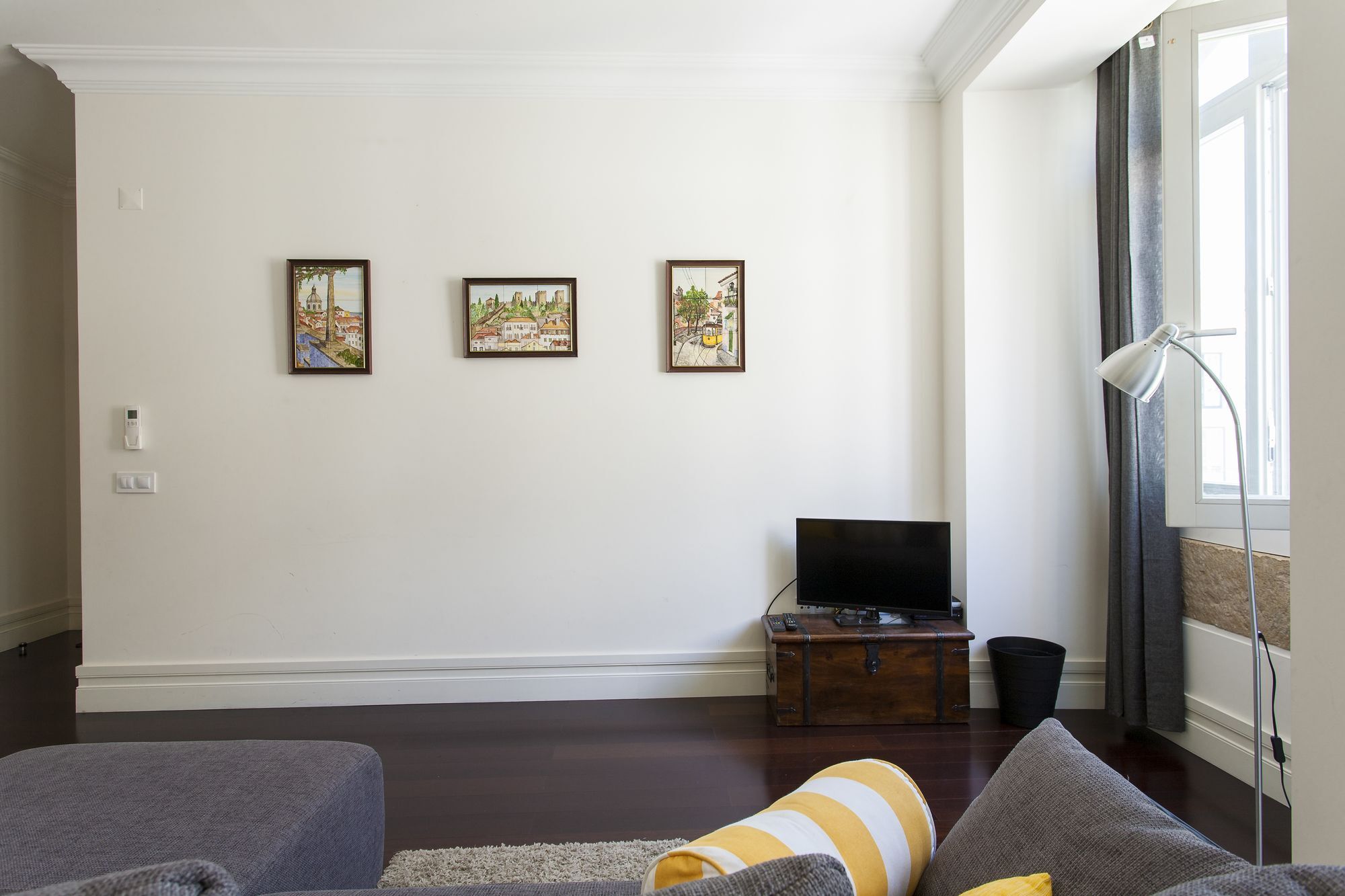 Apartment Downtown Madalena By Homing *